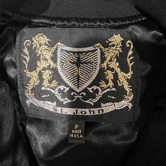 St. John Patchwork Full-Zipper Mandarin Collar Quilted Jacket with Pockets P - Picture 5 of 6